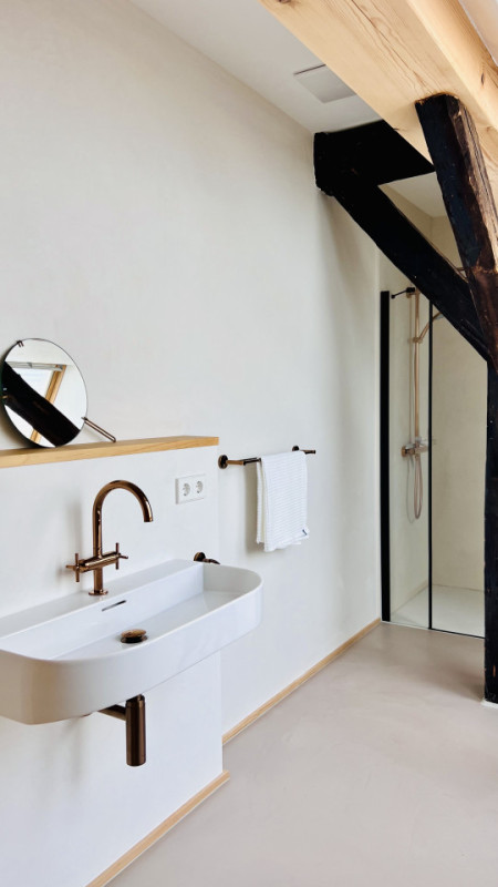 plush74 black forest house 1650 13