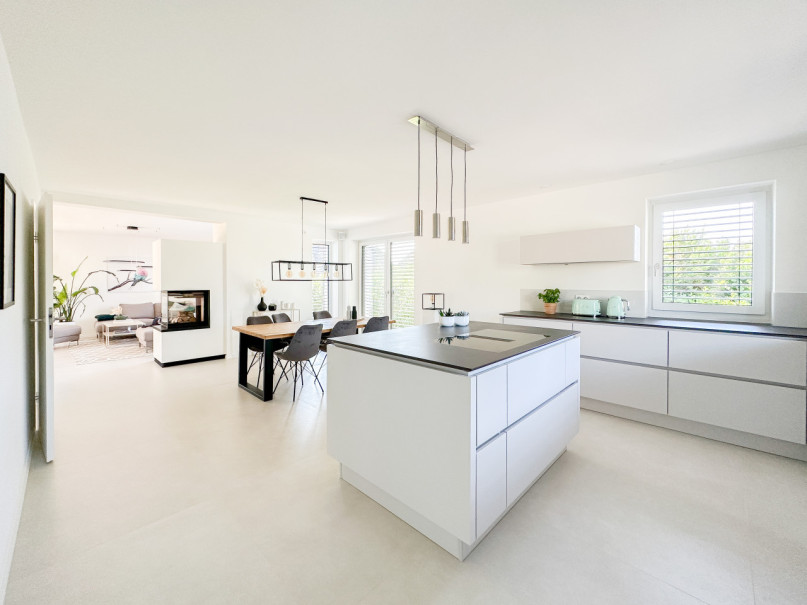 plush74 sauberes weißes Haus 5