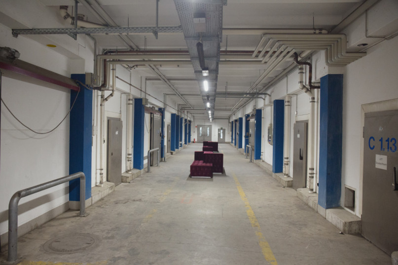 plush74 gewerbepark industrial halls 14