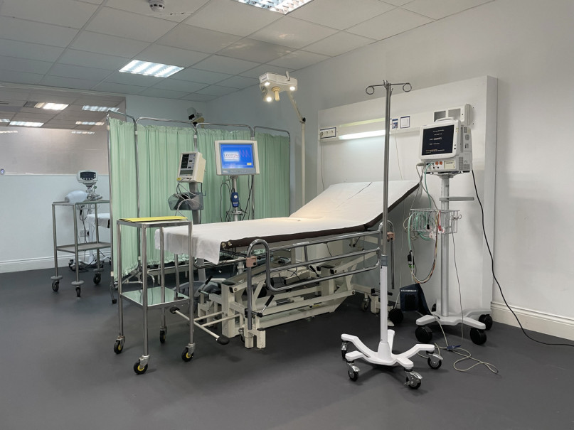 Plüsch74 Krankenhaus und Wartezimmer 1