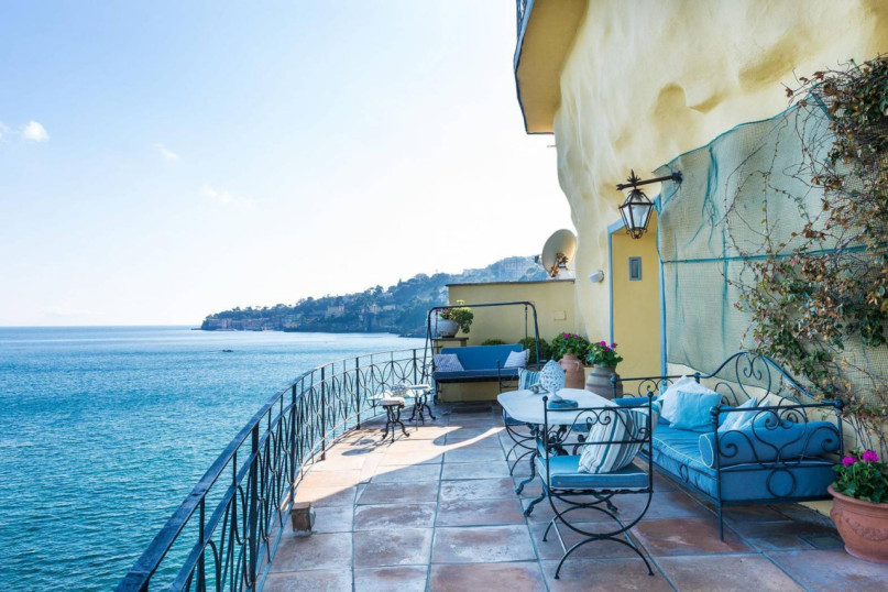 plush74 italy napoli location rent shoot film photo villa beach 7