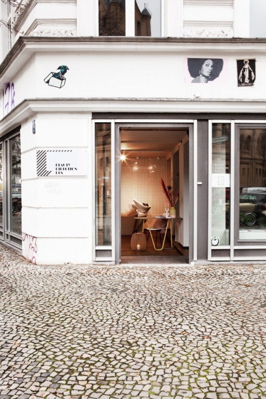 peluche74 location foto film berlino germania parrucchiere4