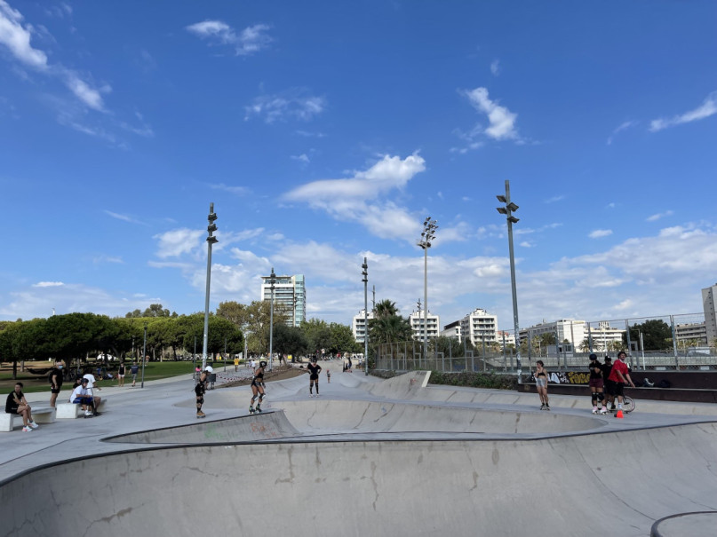 plush74 locations fotofilm produktion deutschland fotostudio berlin00000plush74 locations fotofilm produktion foto streets skate barcelona strand spanien00001