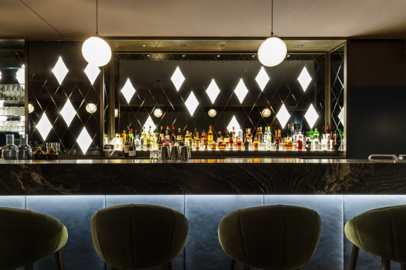 pluche74 lush bar friedrichstrasse 4