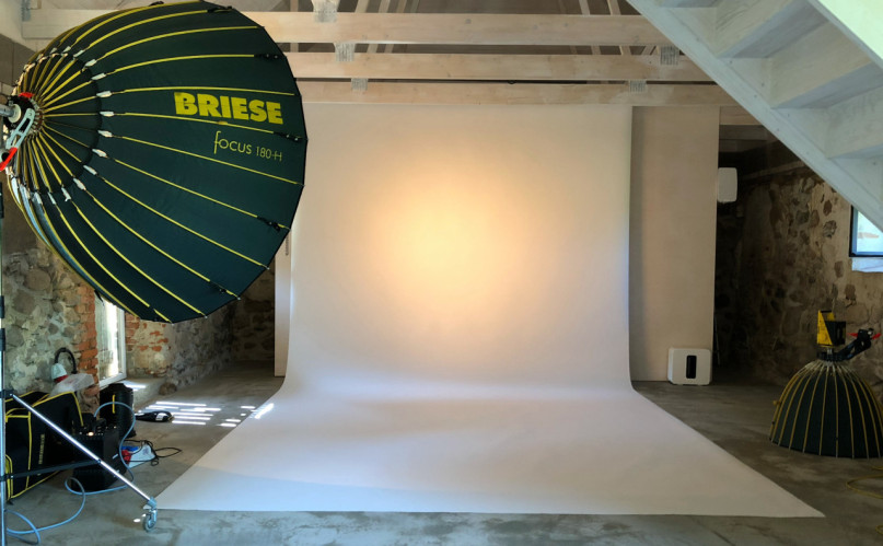 plush74 modern country studio 10