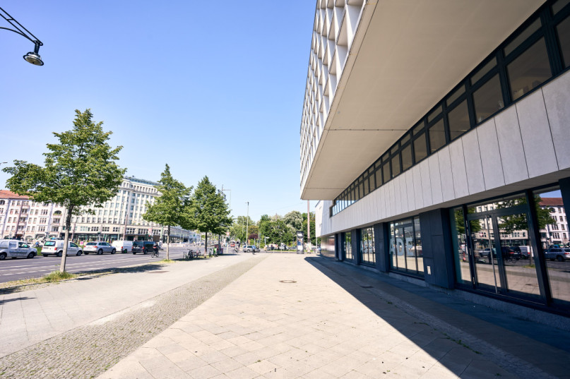 plush74 spazio eventi pop up berlino mitte 1 (3)