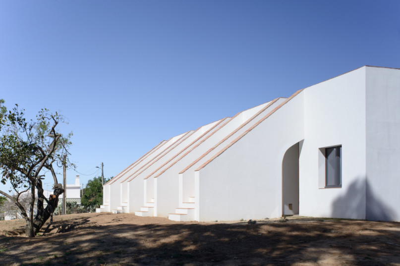 felpa74 alquiler producciones locaiton casa portugal campo00004