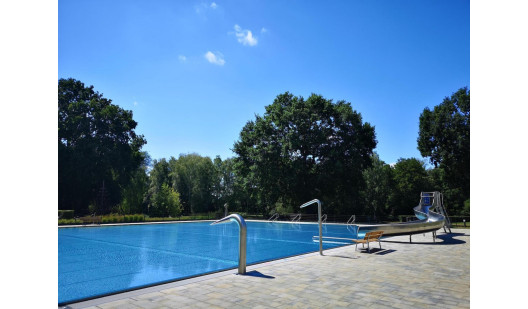 berlinstandortplush745jpeg3