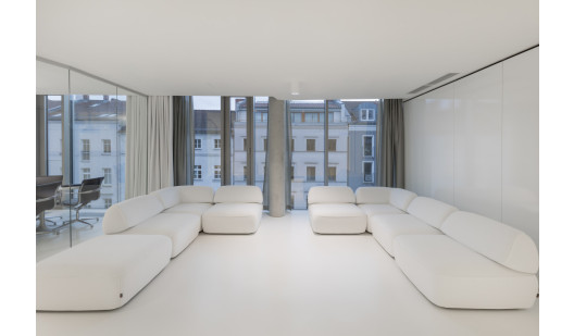 plush74 cremiges Büro 1