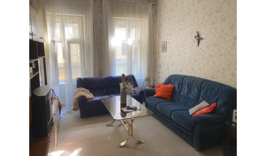 pluche74 oude gepensioneerden appartement 25 (1)