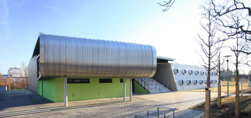 plush74 monochrome sports hall berlin 4