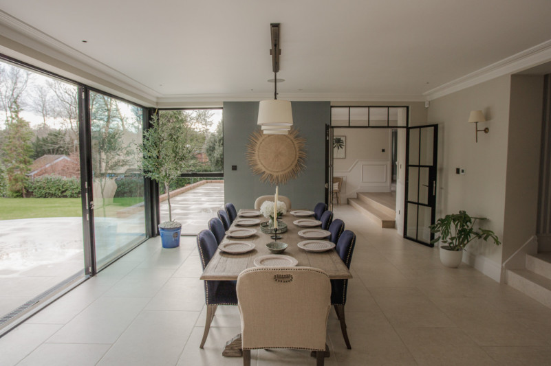 slh dining table
