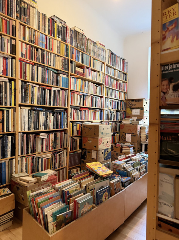 plush74 antique bookshop berlin 19 (2)
