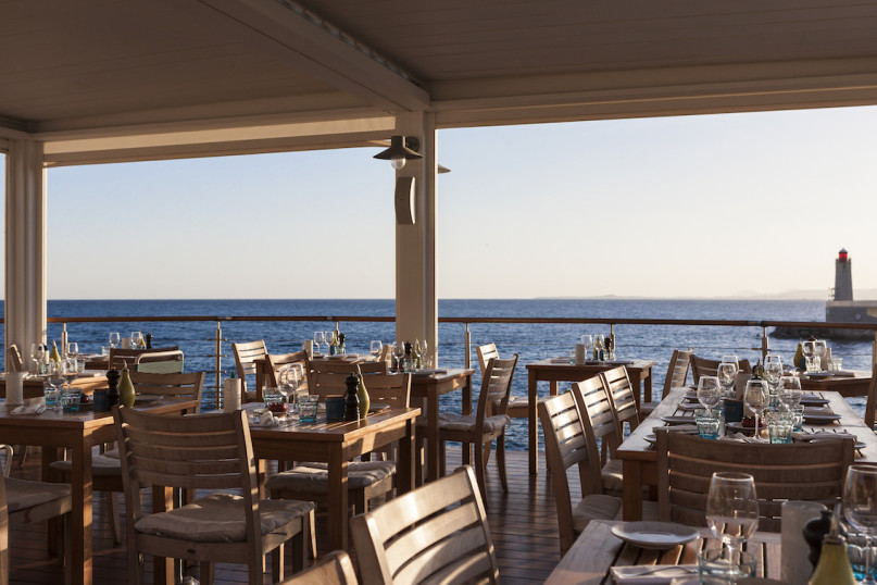 plush74 film photo restaurant00001