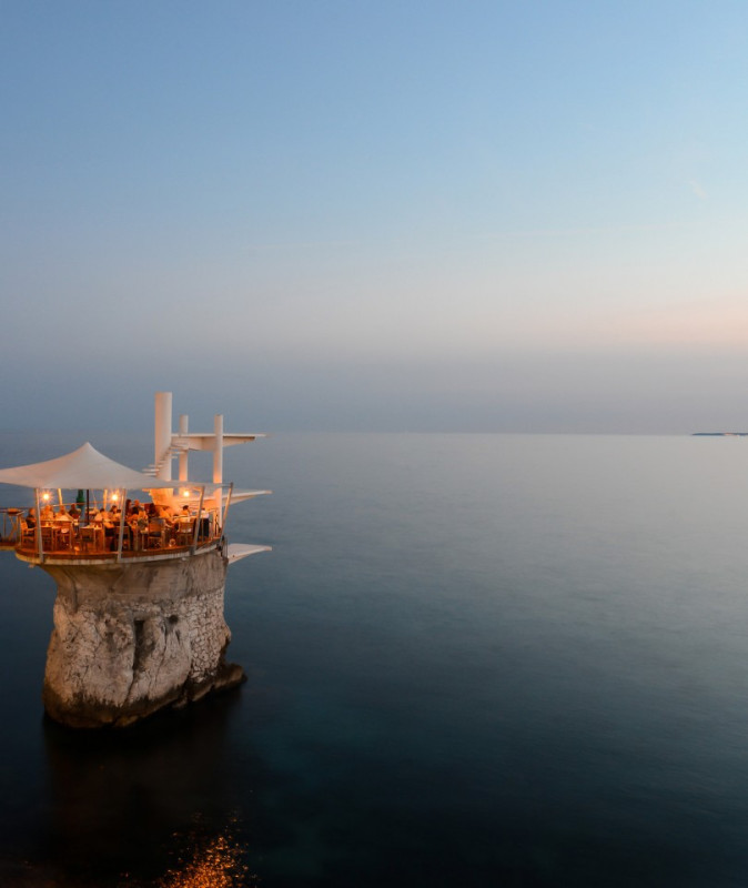 plush74 film photo restaurant00010