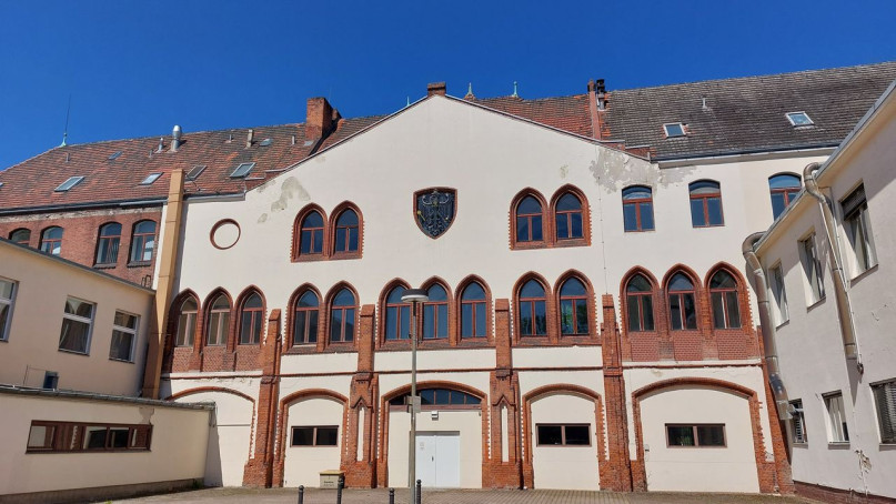 plush74 historic atrium university complex berlin 59