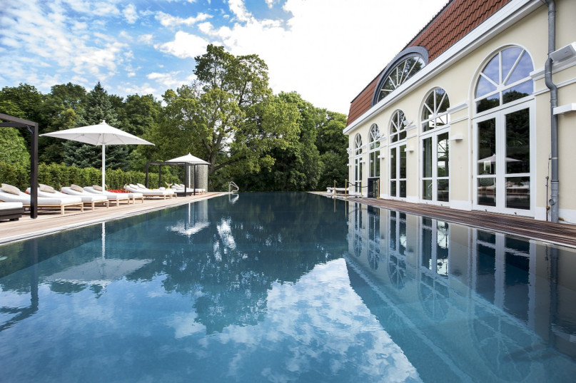 pluche74 locatie kasteel luxe hotel residentie film fotoshoot evenement locaties scouting12