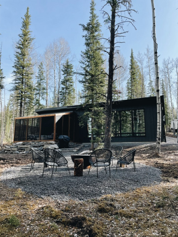 plush74 photo film event location alberta canada rustic forest cabin 10