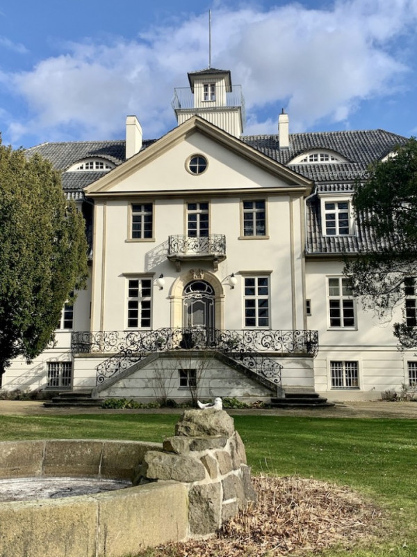 plush74 Vermietung Location Film Foto Event Schloss Villa Landschaft Samt Garten 28 (2)