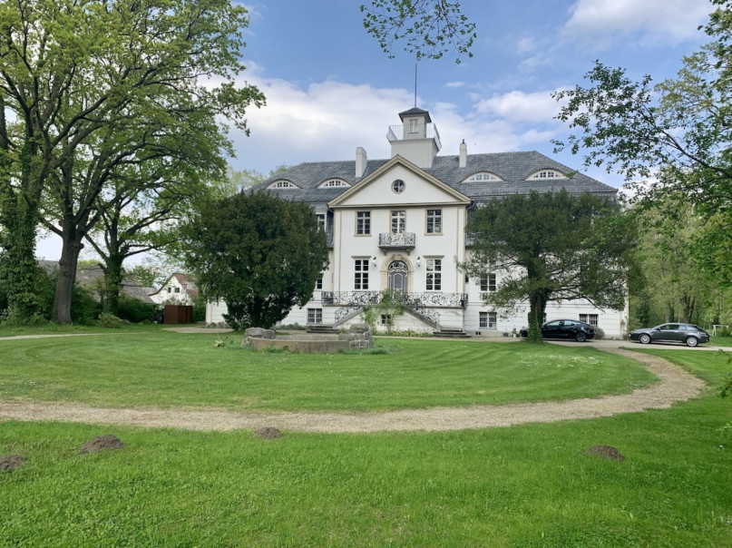 plush74 Vermietung Location Film Foto Event Schloss Villa Landschaft Samt Garten 36 (2)