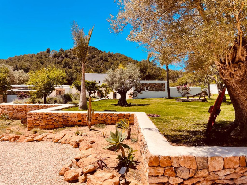 pluche74 villa met zwembad ii ibiza 4