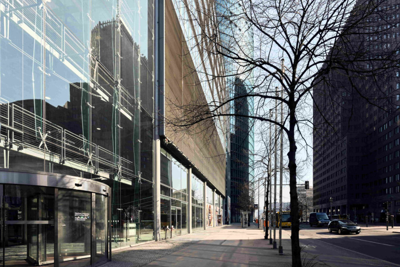 lukasbaumgrtel sonycenter 045 2