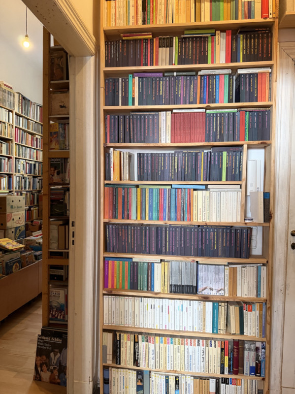 plush74 antique bookshop berlin 15 (3)