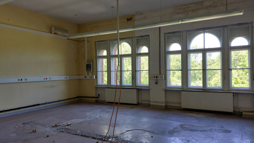 plush74 historic atrium university complex berlin 38