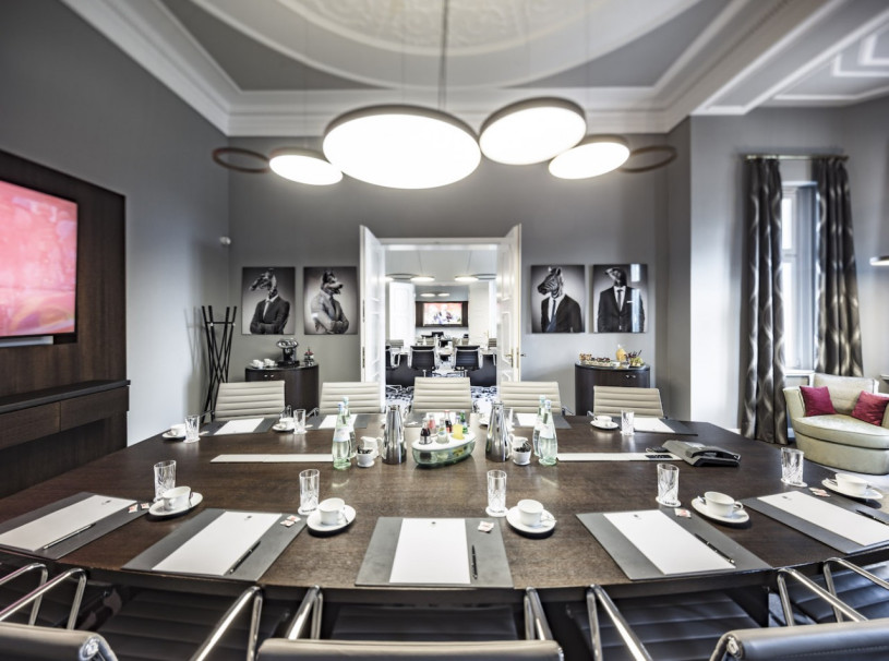 pluche74 locatie kasteel luxe hotel residentie film fotoshoot evenement locaties scouting6