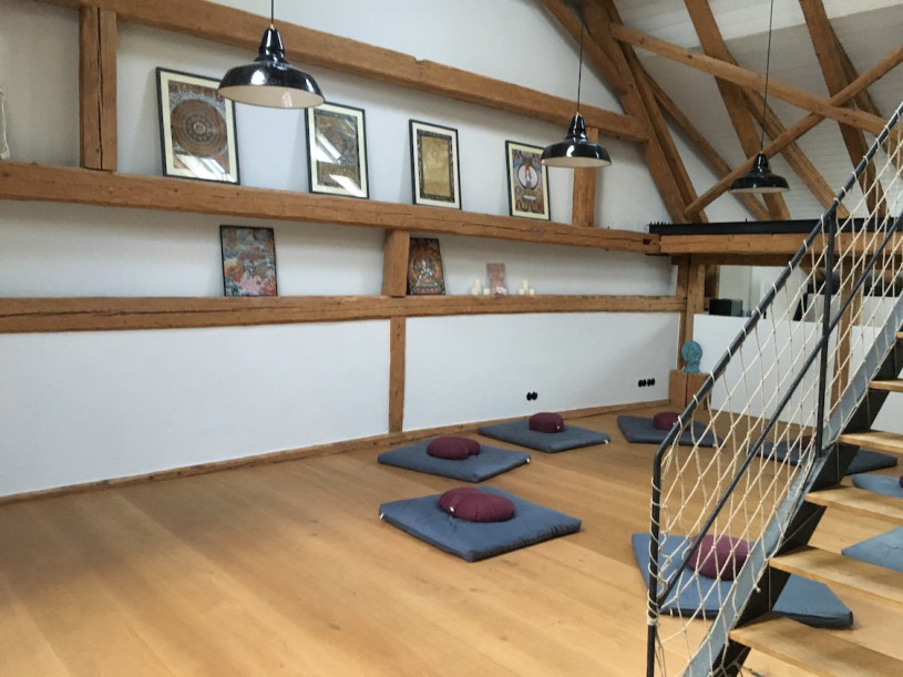 plush74 location scouting film photo location house moorenweis yoga scandinavian wood117