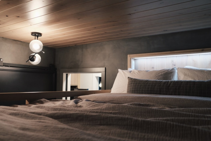 plush74 photo film event location alberta canada rustic forest cabin 16