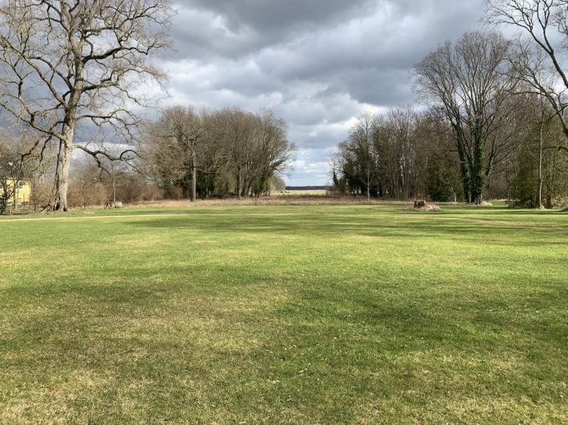 plush74 Vermietung Location Film Foto Event Schloss Villa Landschaft Samt Garten 24 (2)