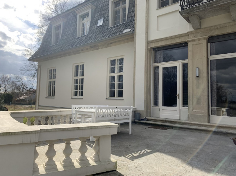 plush74 Vermietung Location Film Foto Event Schloss Villa Landschaft Samt Garten 26 (2)