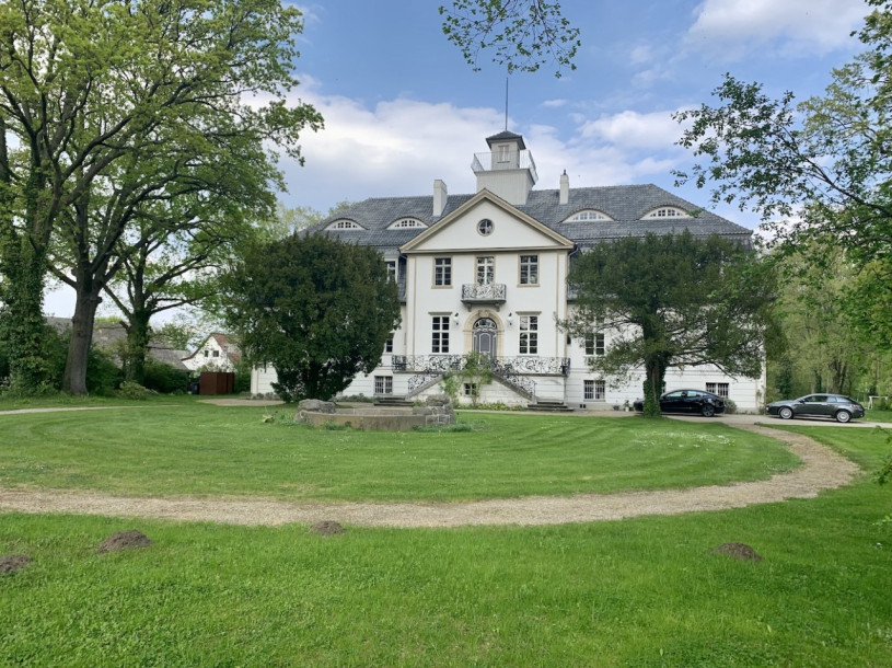 plush74 Vermietung Location Film Foto Event Schloss Villa Landschaft Samt Garten 36 (2)