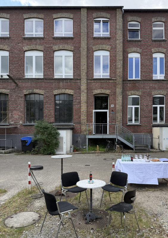 pluche74 studio loft dusseldorf 9