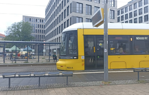 plush74 modern urban plaza with tram stop 3