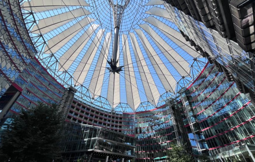 plush74 sony center berlin1 13 (1)