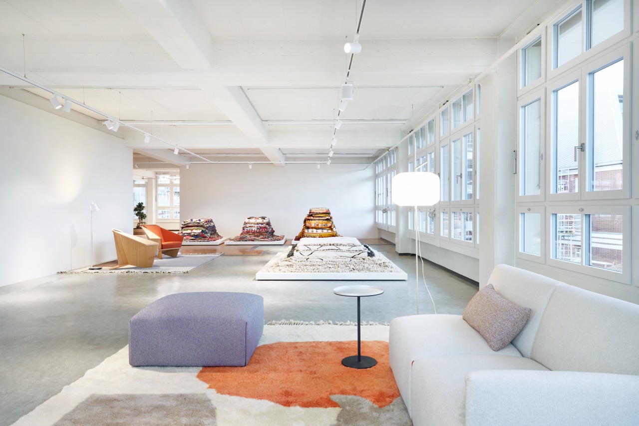 BRIGHT INDUSTRIAL SHOWROOM ZURICH