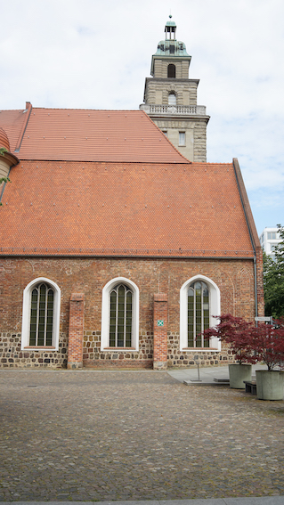 plush74 film photo shooting location scouting berlin chapel university44