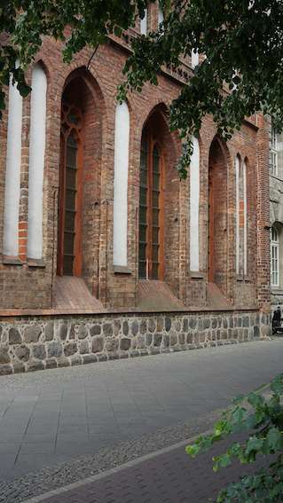 plush74 film photo shooting location scouting berlin chapel university49