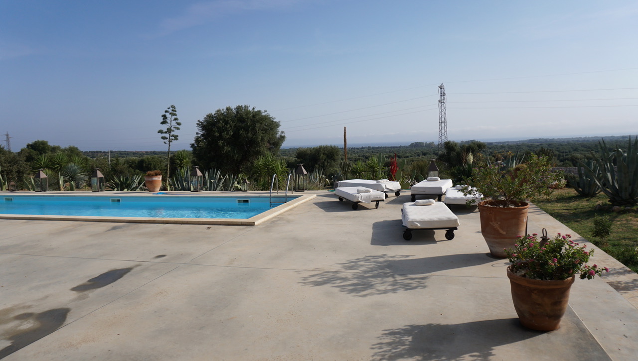 plush74 italy apulia location rent shoot film photo villa garden pool 4