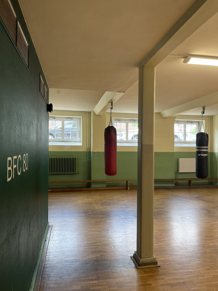 plush74 location film photo event germany berlin vintage gym fitness boxing 122