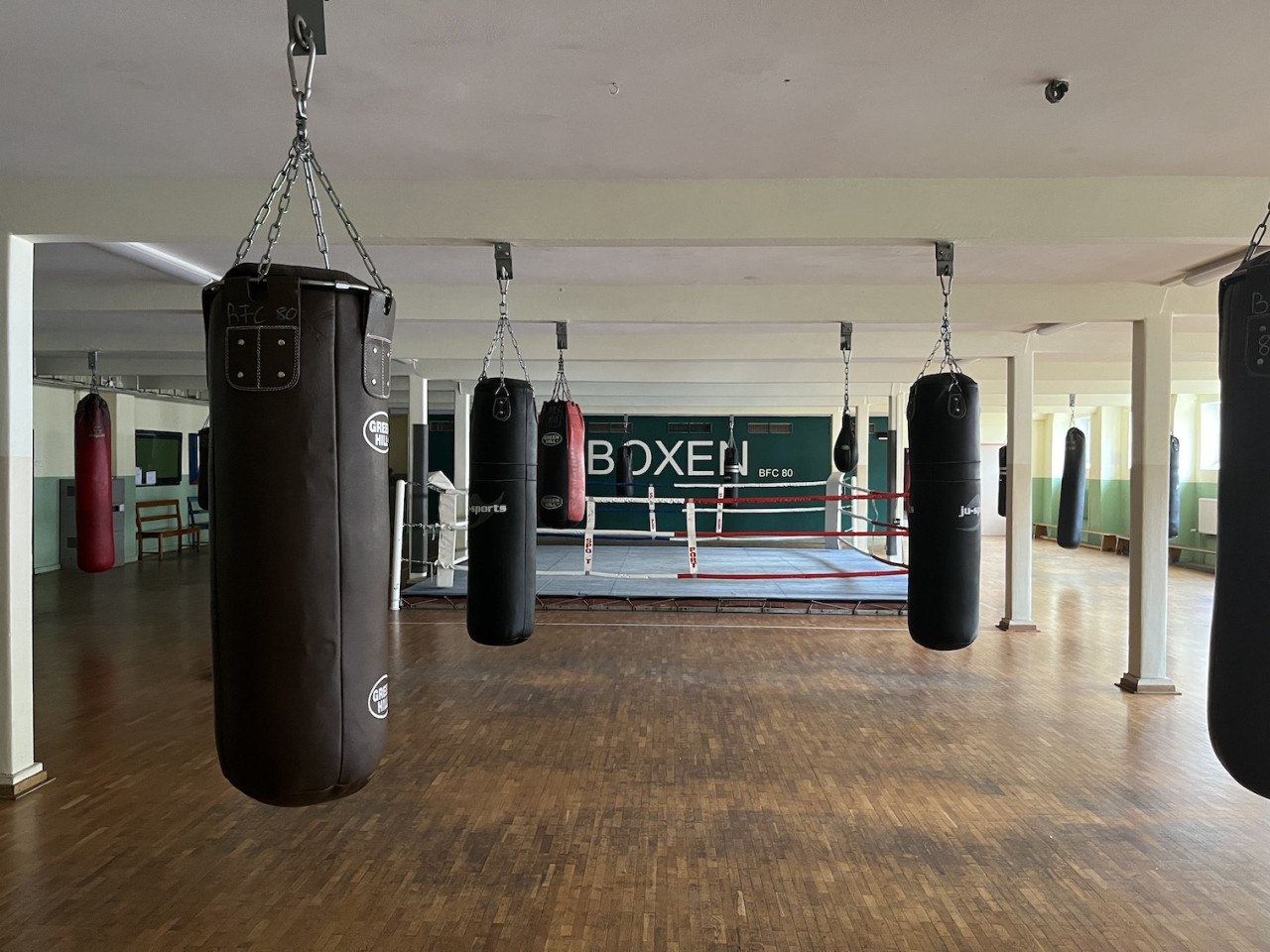 plush74 location film photo event germany berlin vintage gym fitness boxing 134