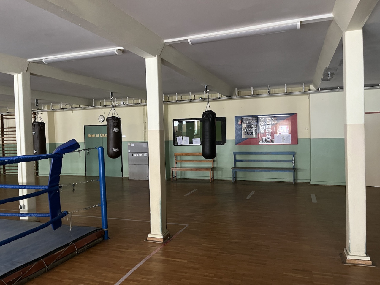 plush74 location film photo event germany berlin vintage gym fitness boxing 135