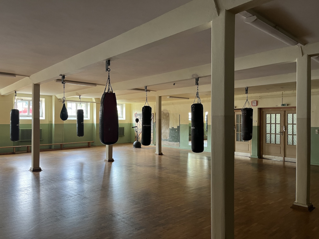 plush74 location film photo event germany berlin vintage gym fitness boxing 163