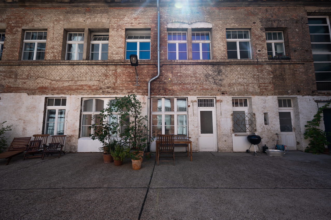 plush74 location photo film event location scouting berlin courtyard brick5