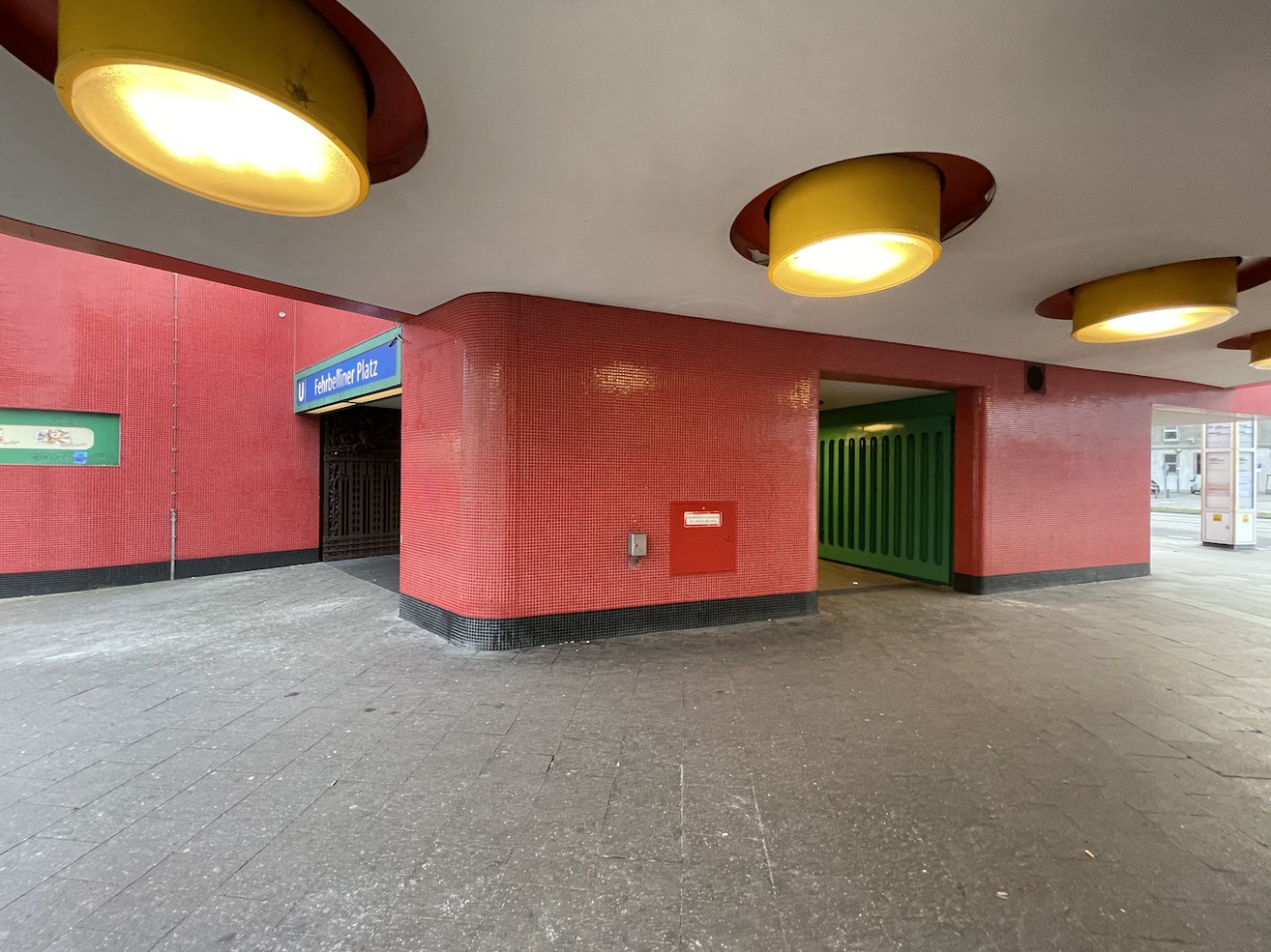 plush74 location photo film event rental germany berlin subway colour 48