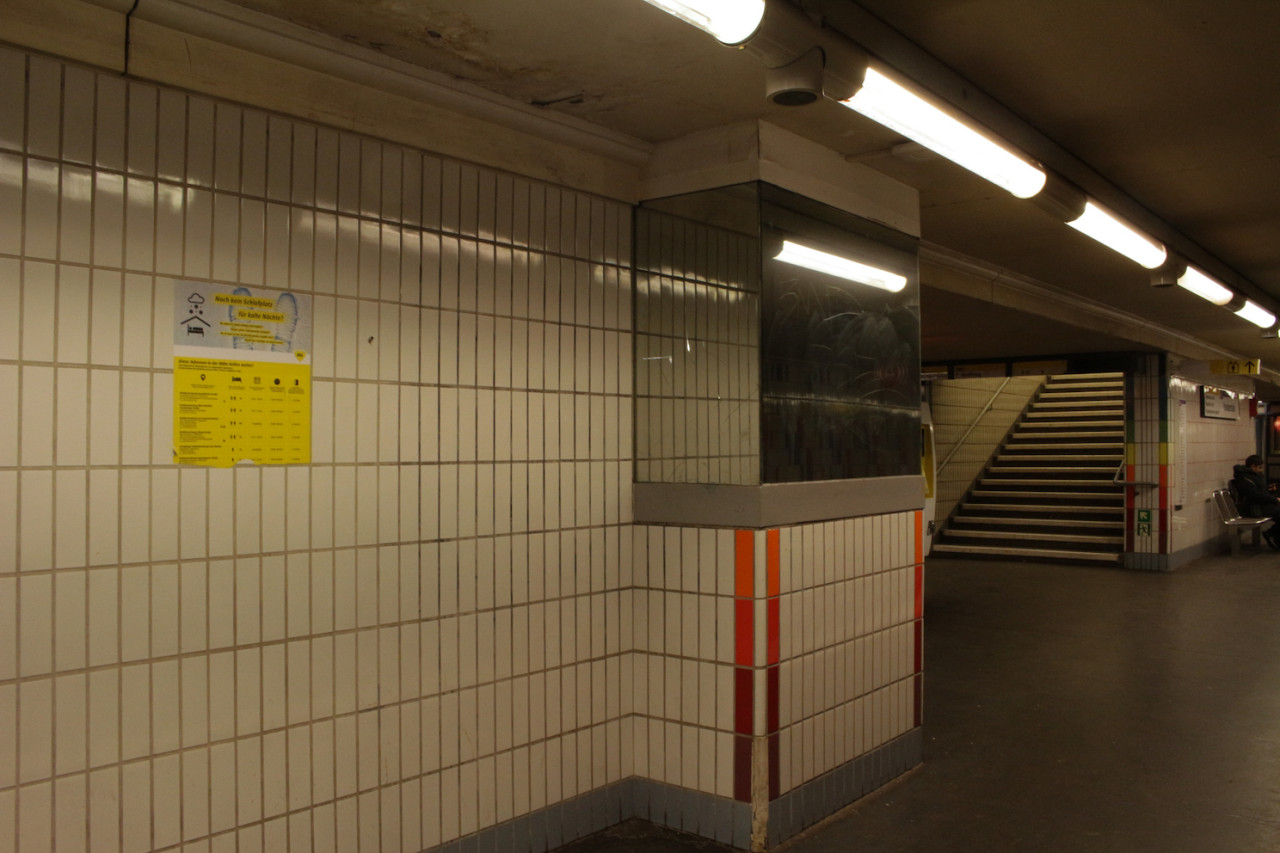 plush74 location photo film event rental germany berlin subway paradestrasse 11