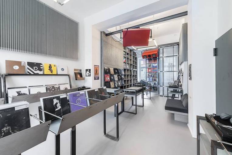 plush74 location scout rental photo film production store record music sound berlin6