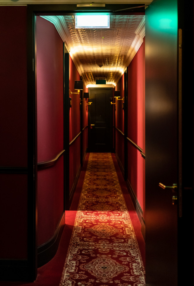 plush74 location scout rental spain photo film production hotel room suite berlin35 (1)